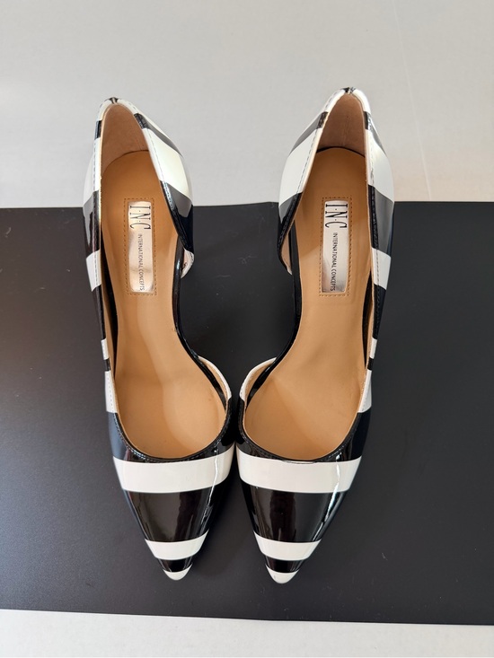 INC International Concepts Shoes - INC International Concepts Black/White Striped Pointed Toe Stiletto Pumps 7.5M